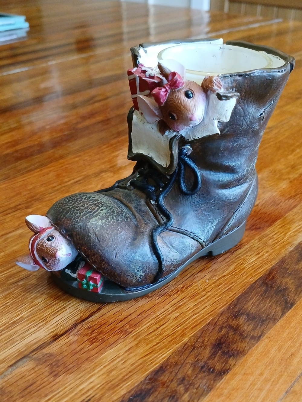 Yankee Candle Christmas Mice Boot Candle Holder